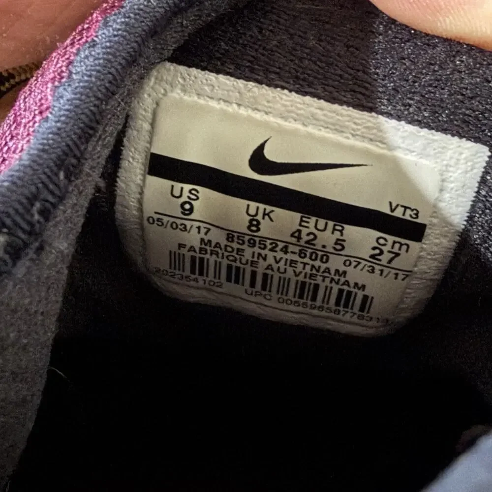 Nike pre owned